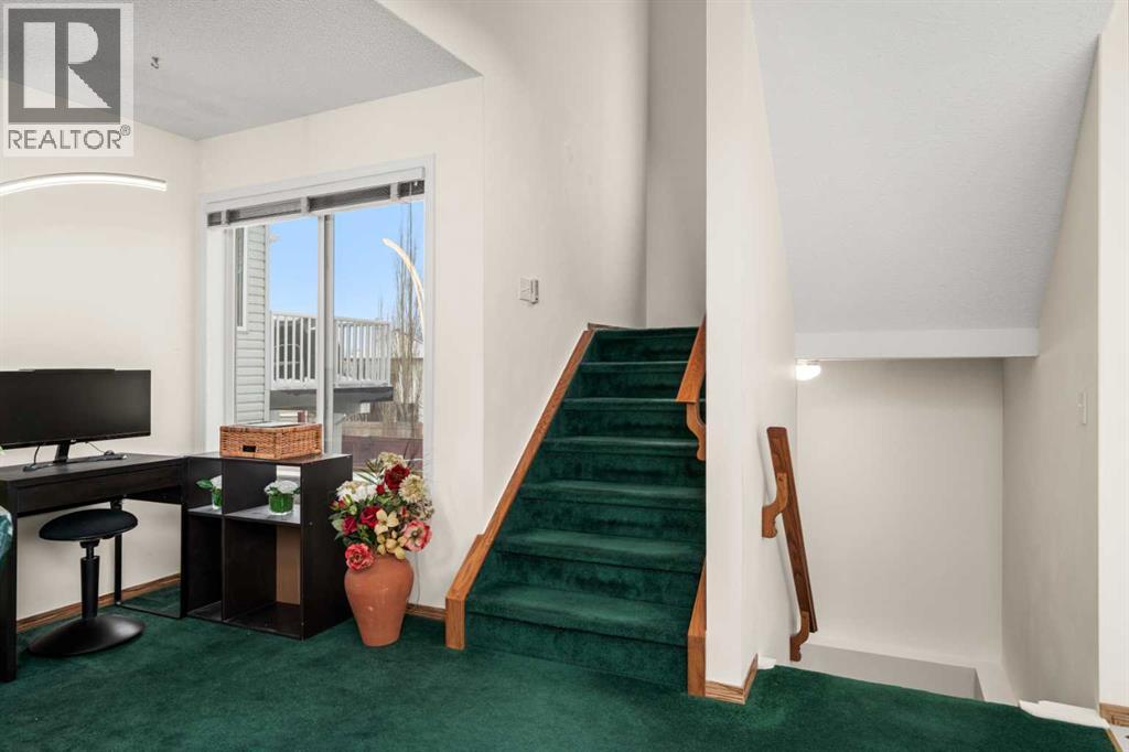 Single Family House for Sale in  Hidden Valley Drive NW Hidden Valley Calgary 