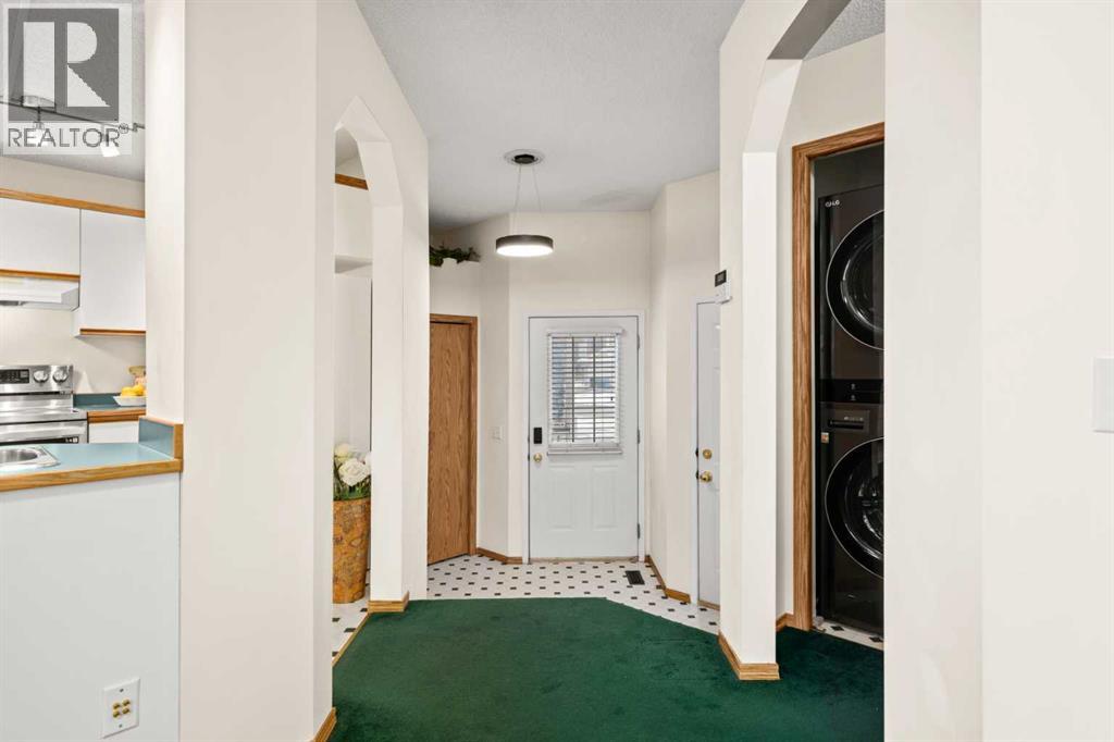 Single Family House for Sale in  Hidden Valley Drive NW Hidden Valley Calgary 