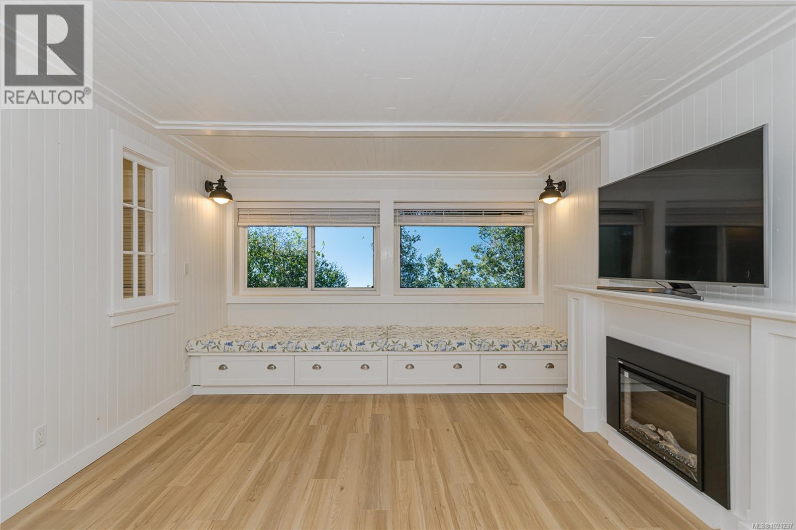 114 2100 Granite St, Oak Bay