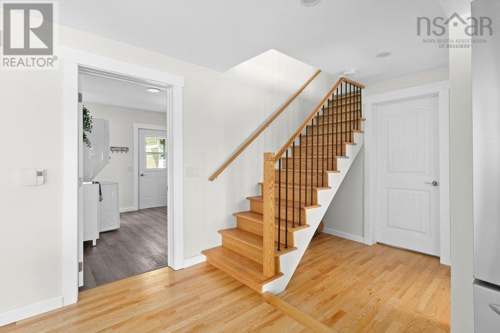 Property 26 of 39 of 170 Laura's Lane