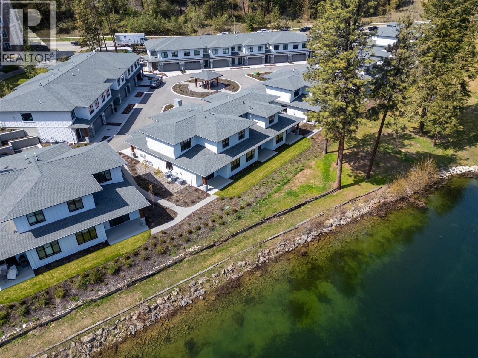 7 1979 Country Club Drive, Kelowna