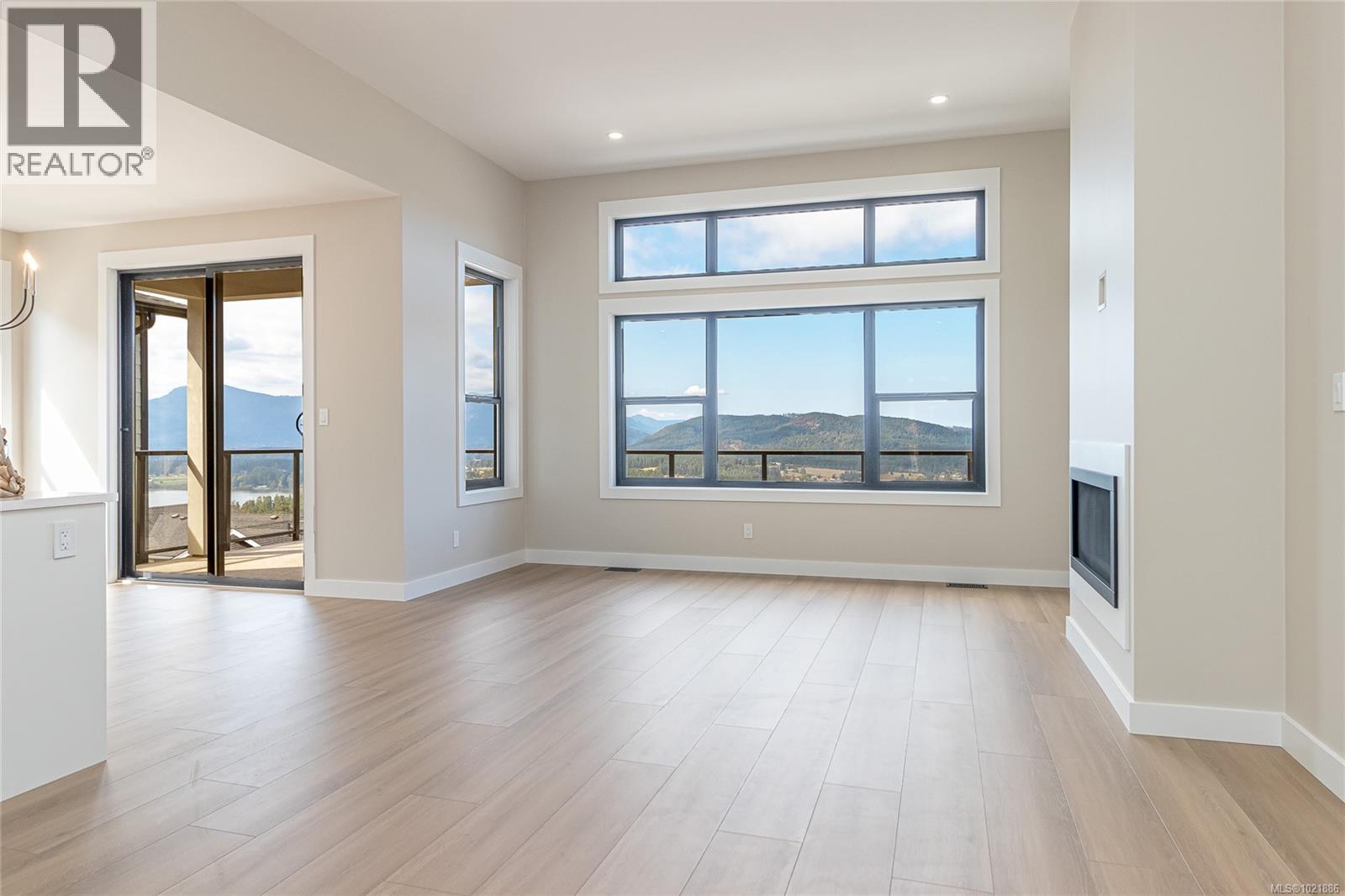 3195 Woodrush Dr, Duncan