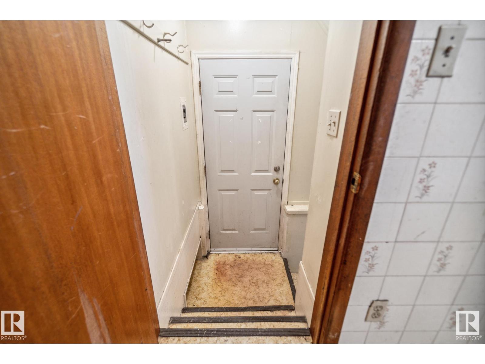 12125 40 ST NW, Edmonton