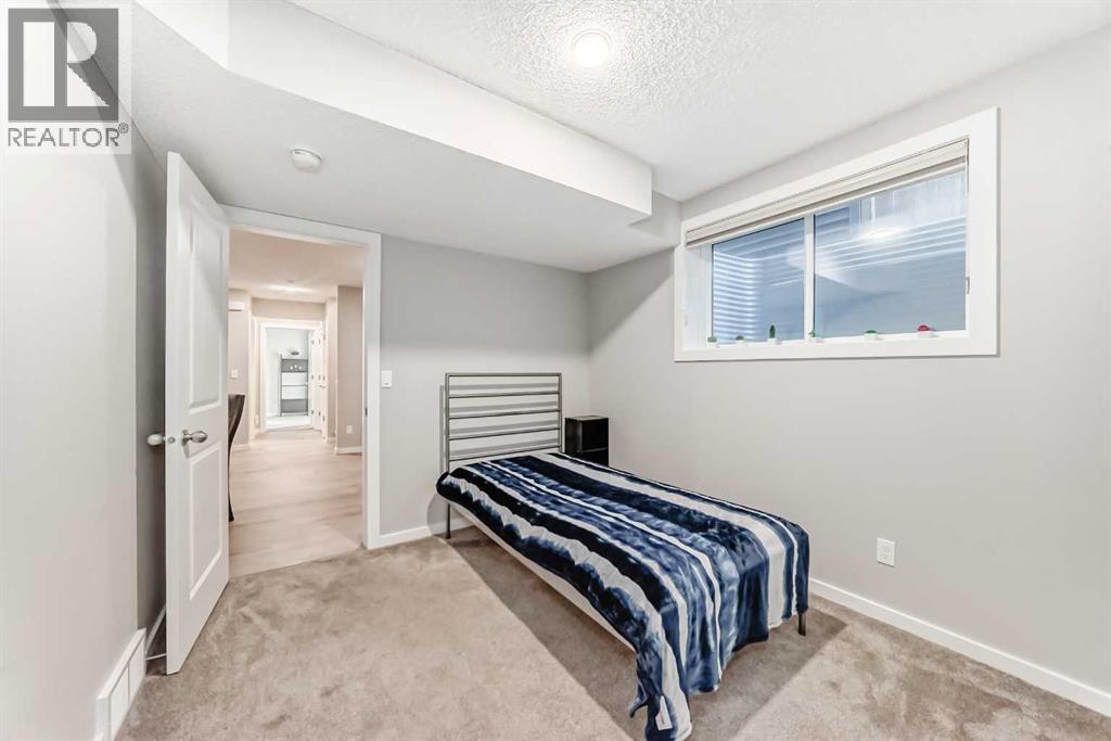 Single Family House for Sale in  Savanna Link NE Saddle Ridge Calgary 