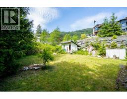 690 Shaughnessy Place, Squamish, BC V8B1J1 Photo 13