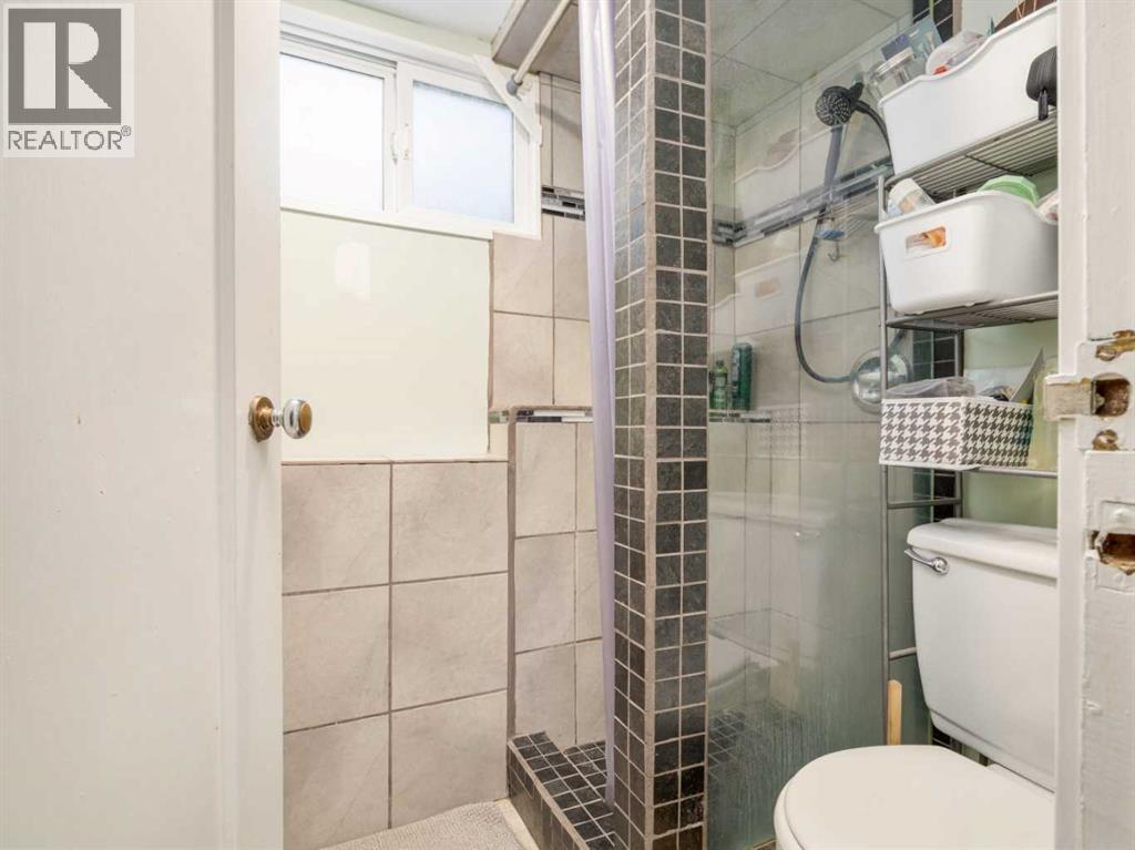 Single Family House Bungalow for Sale in   Street S Victoria Park Lethbridge 