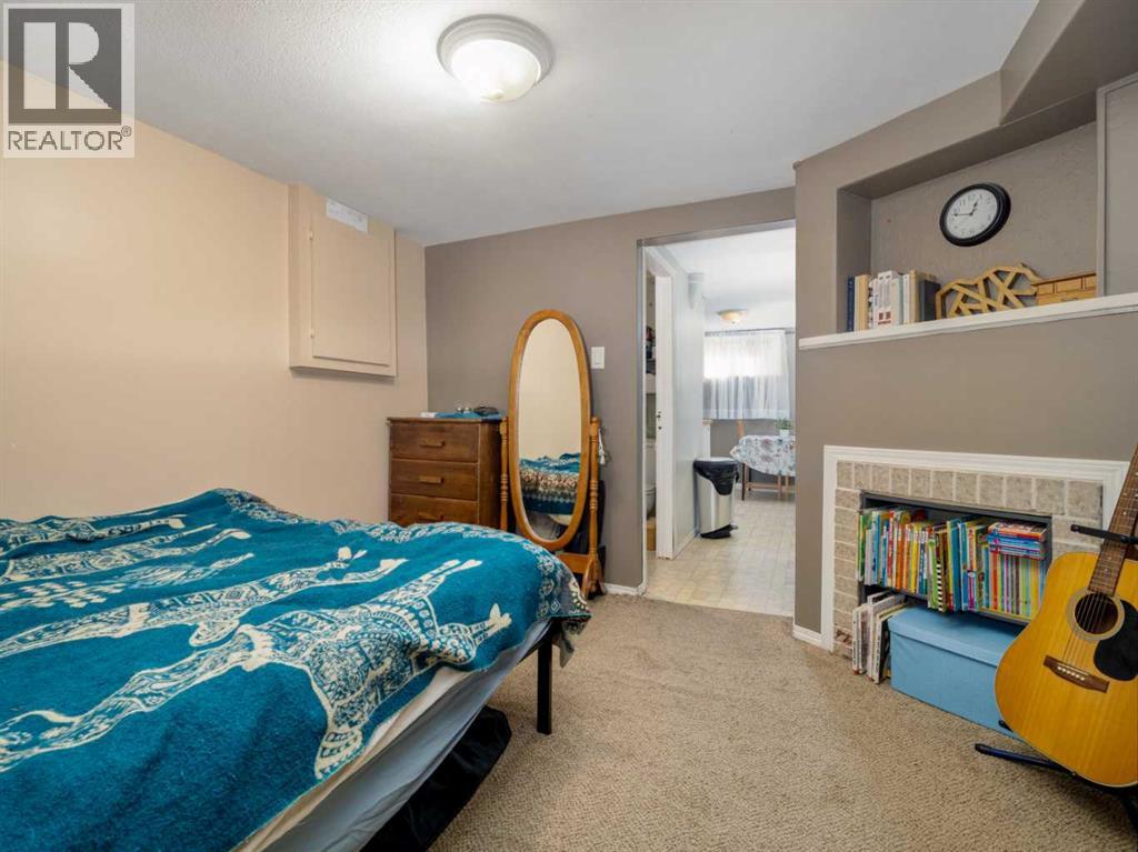 Single Family House Bungalow for Sale in   Street S Victoria Park Lethbridge 