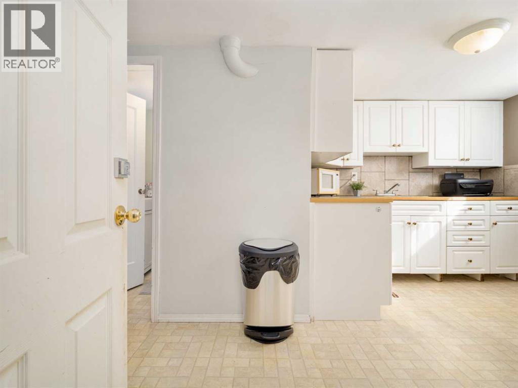 Single Family House Bungalow for Sale in   Street S Victoria Park Lethbridge 