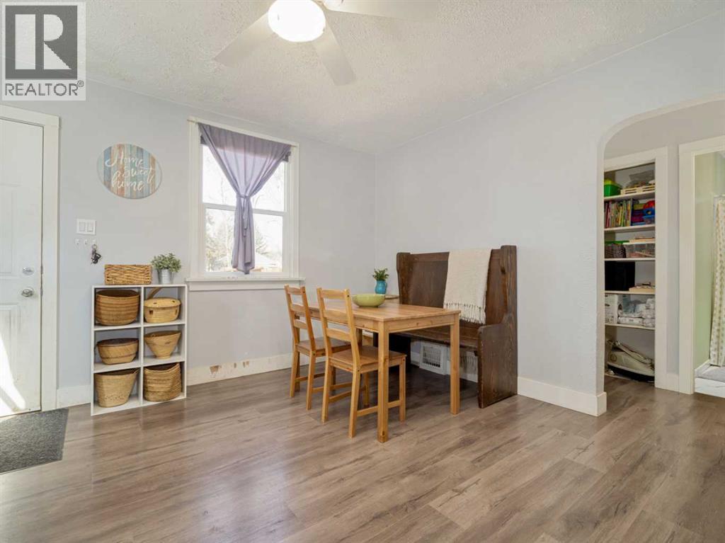 Single Family House Bungalow for Sale in   Street S Victoria Park Lethbridge 