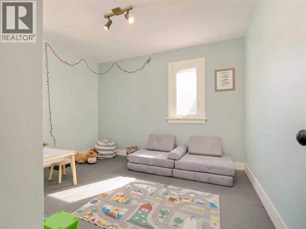 Single Family House Bungalow for Sale in   Street S Victoria Park Lethbridge 