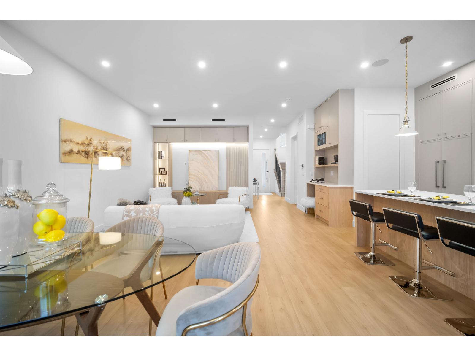 9216 114 Street, Delta