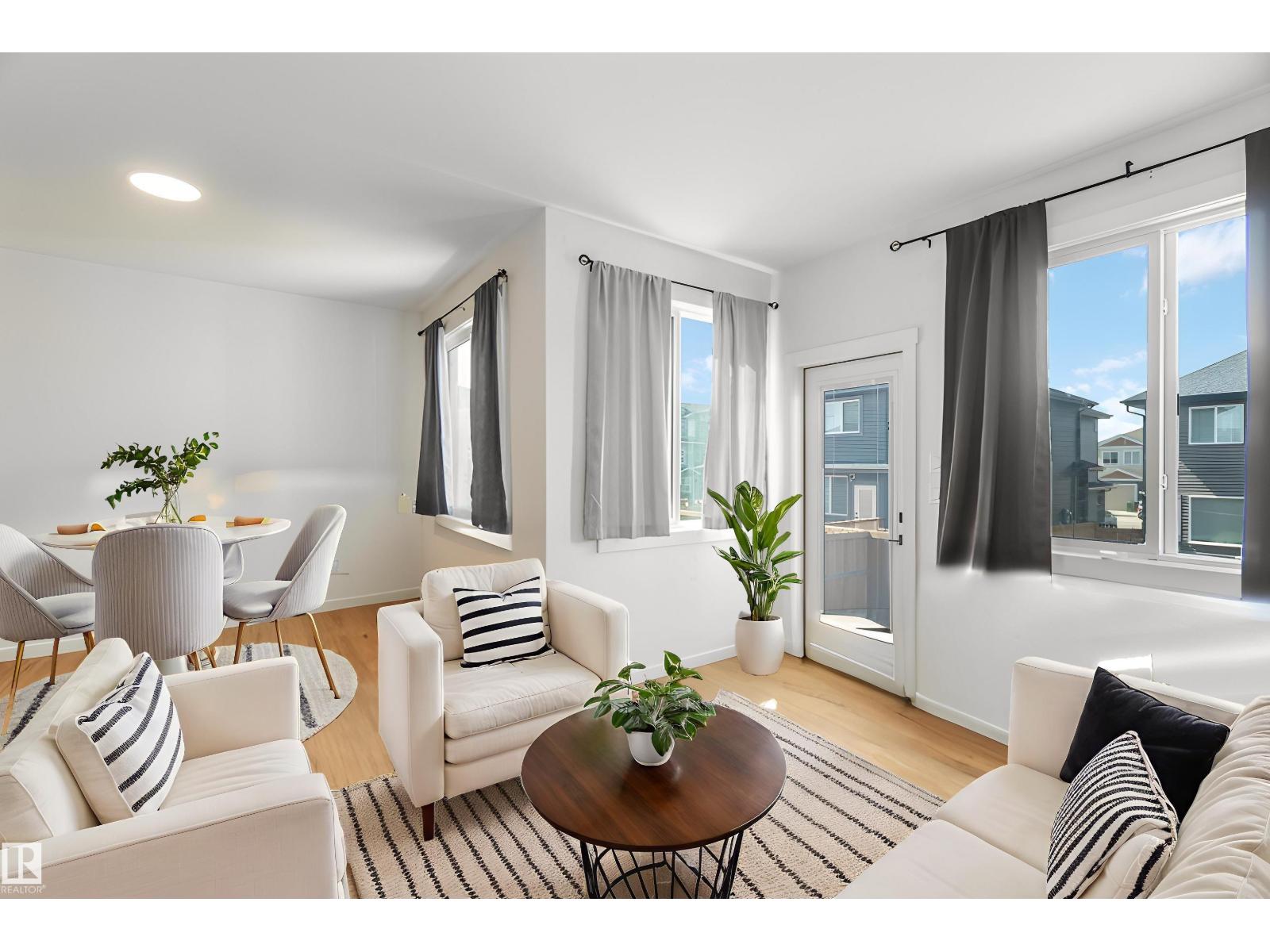 2172 52 St SW, Edmonton