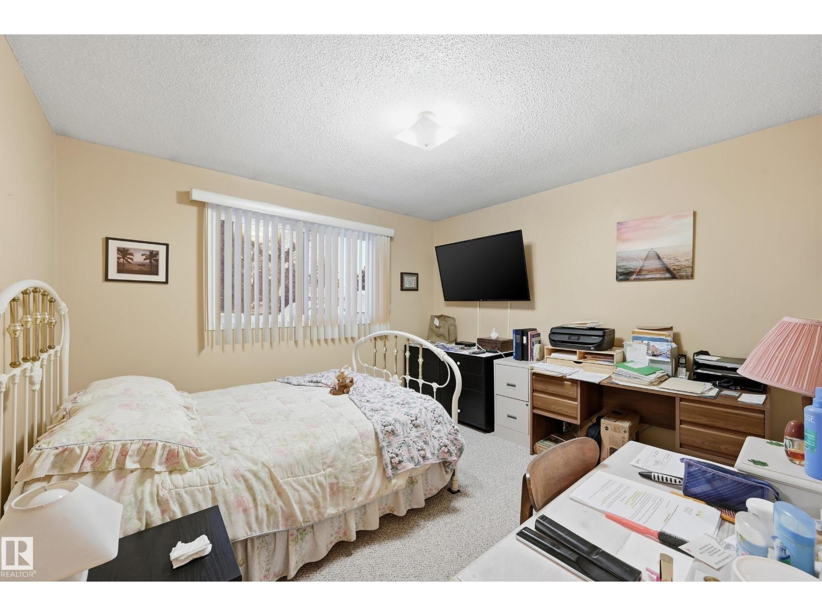 15103 73 ST NW, Edmonton