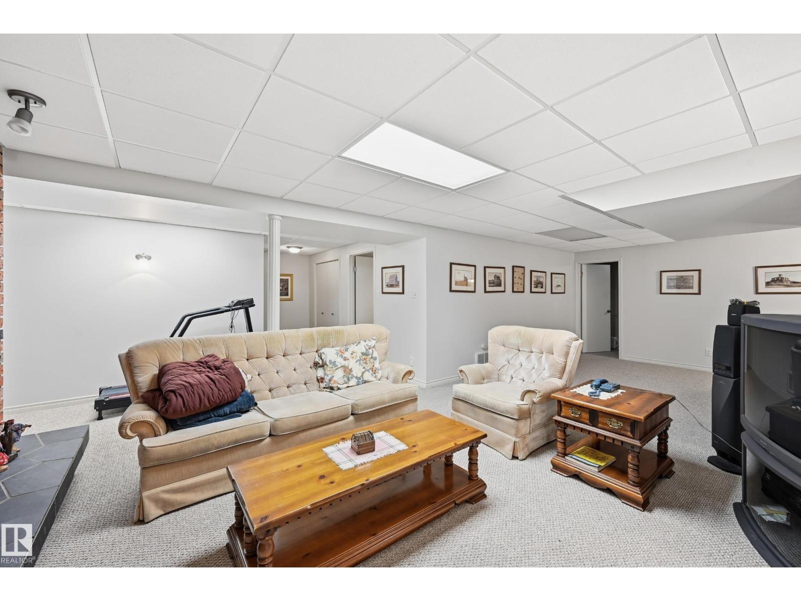 15103 73 ST NW, Edmonton