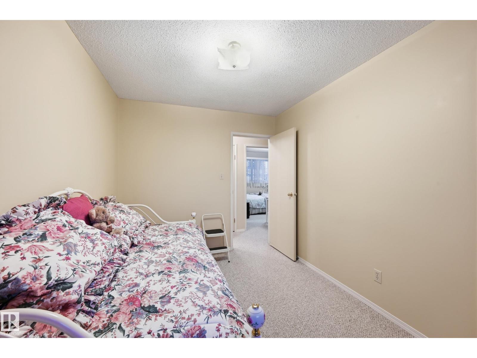 15103 73 ST NW, Edmonton