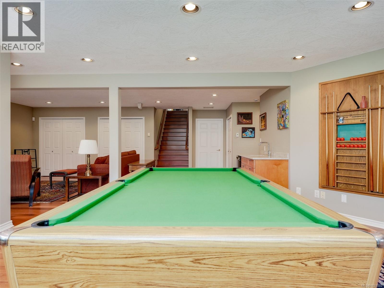 25 1286 Tolmie Avenue, Saanich