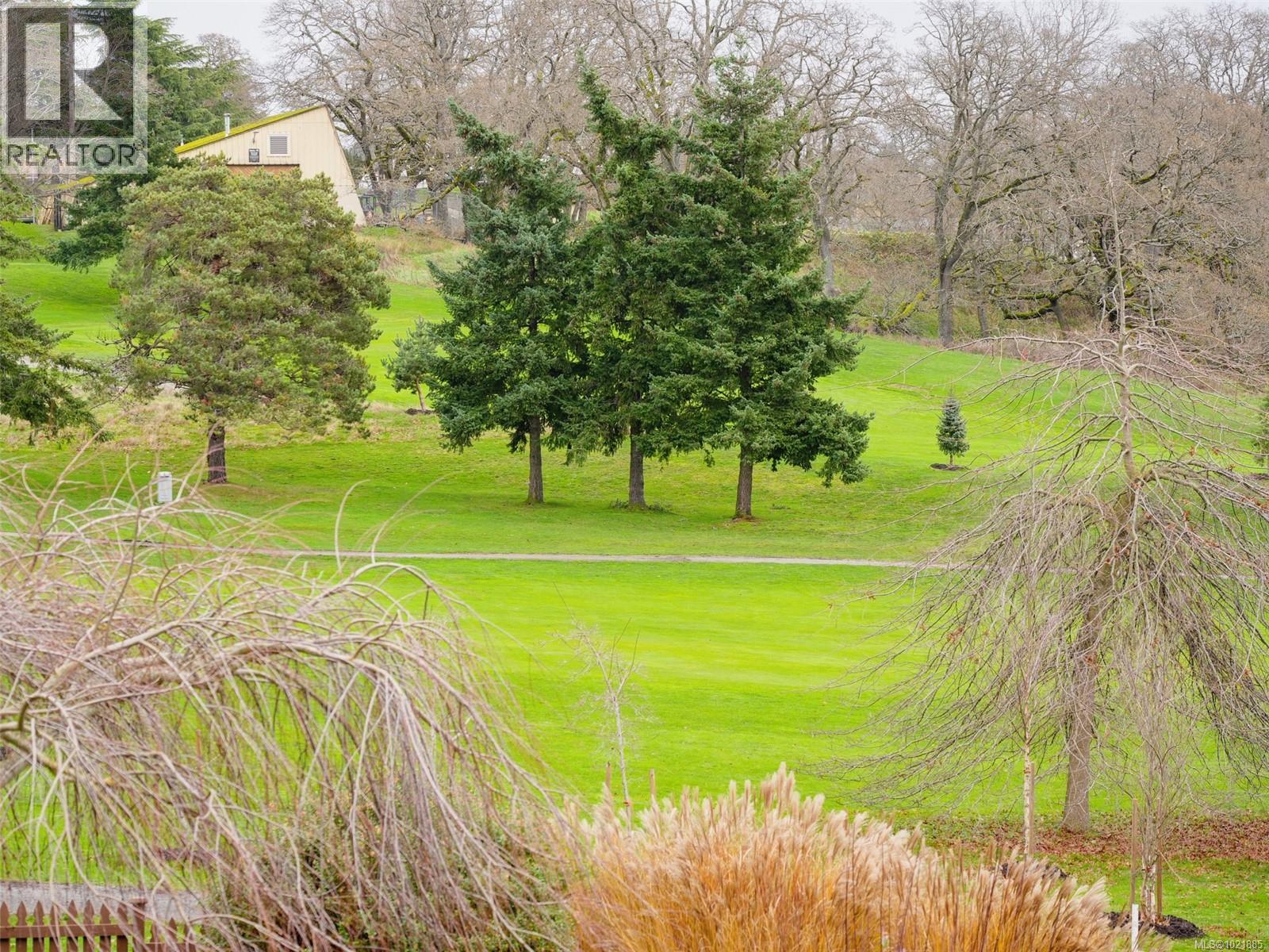 25 1286 Tolmie Avenue, Saanich