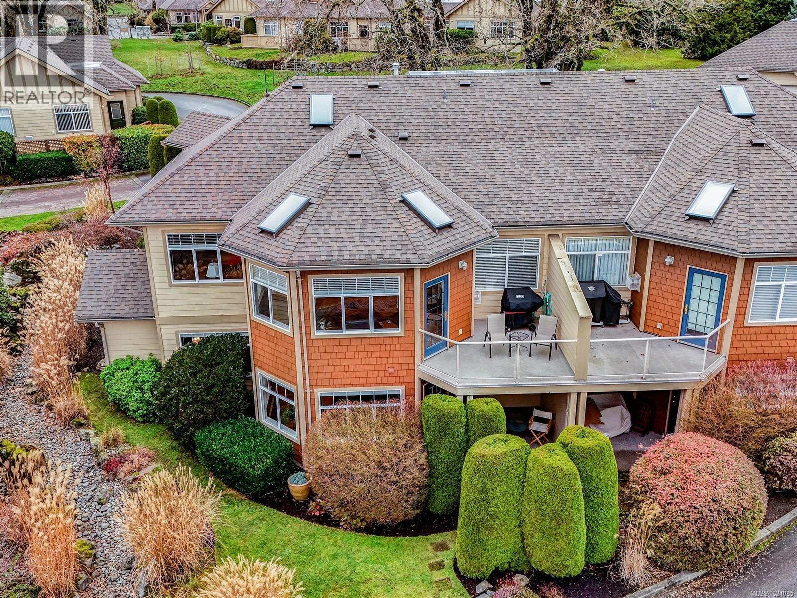 25 1286 Tolmie Avenue, Saanich