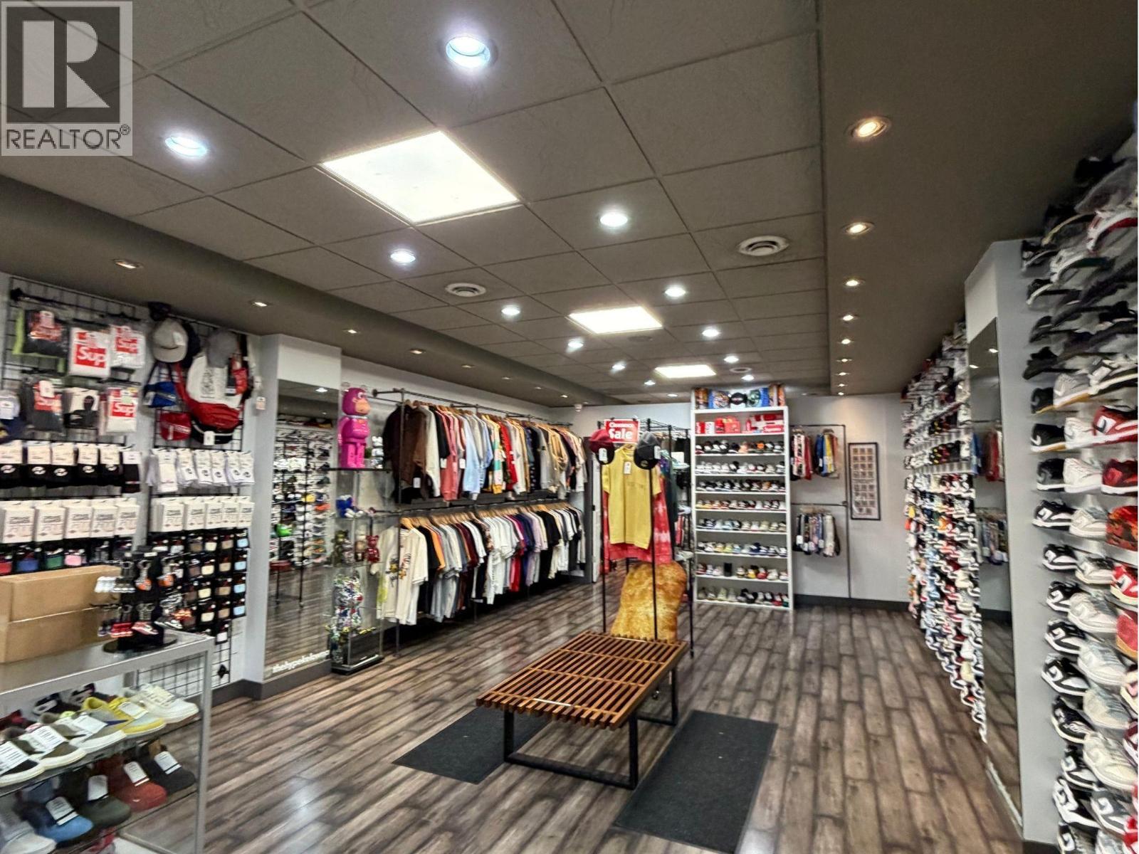  543 Bernard Avenue, Kelowna