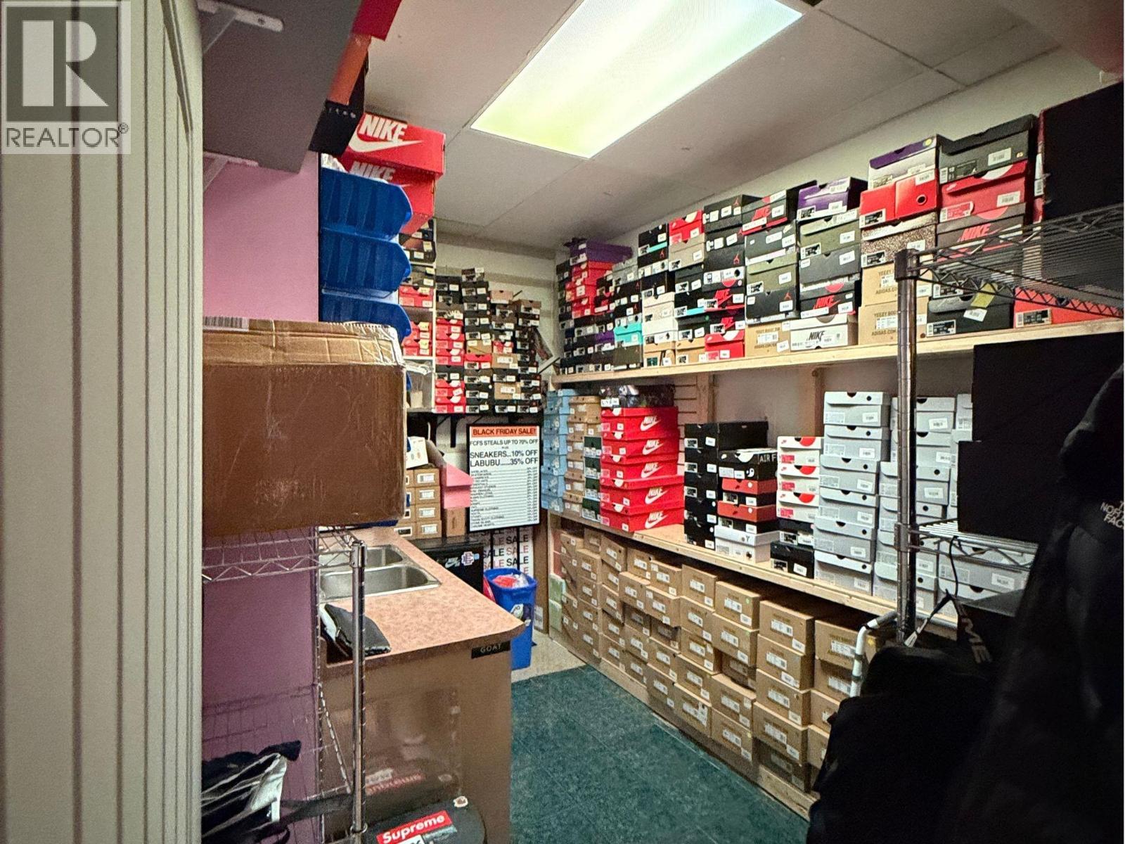  543 Bernard Avenue, Kelowna