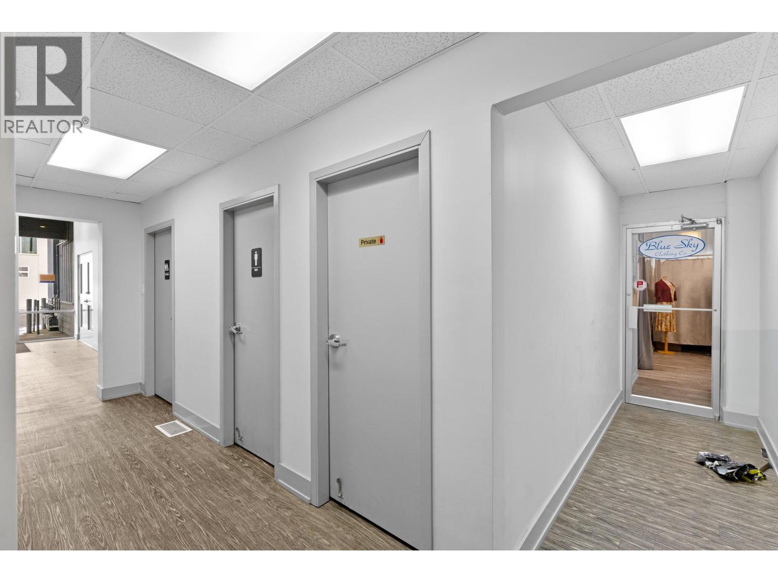  543 Bernard Avenue, Kelowna