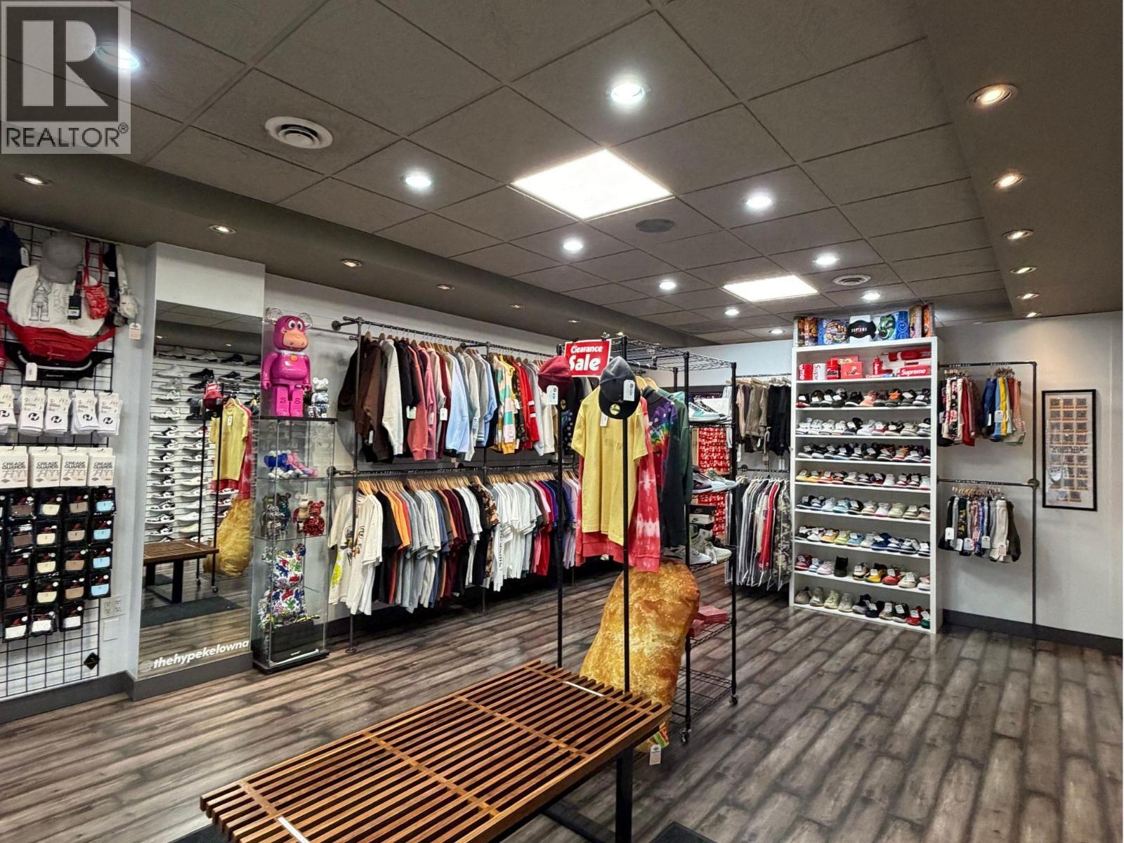  543 Bernard Avenue, Kelowna