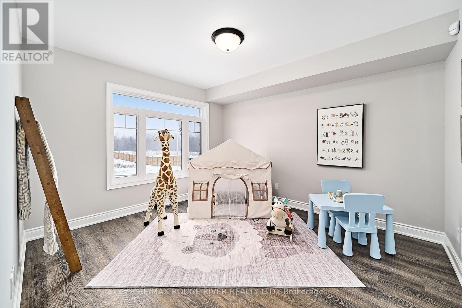 Kingsley Model Home/Upgraded