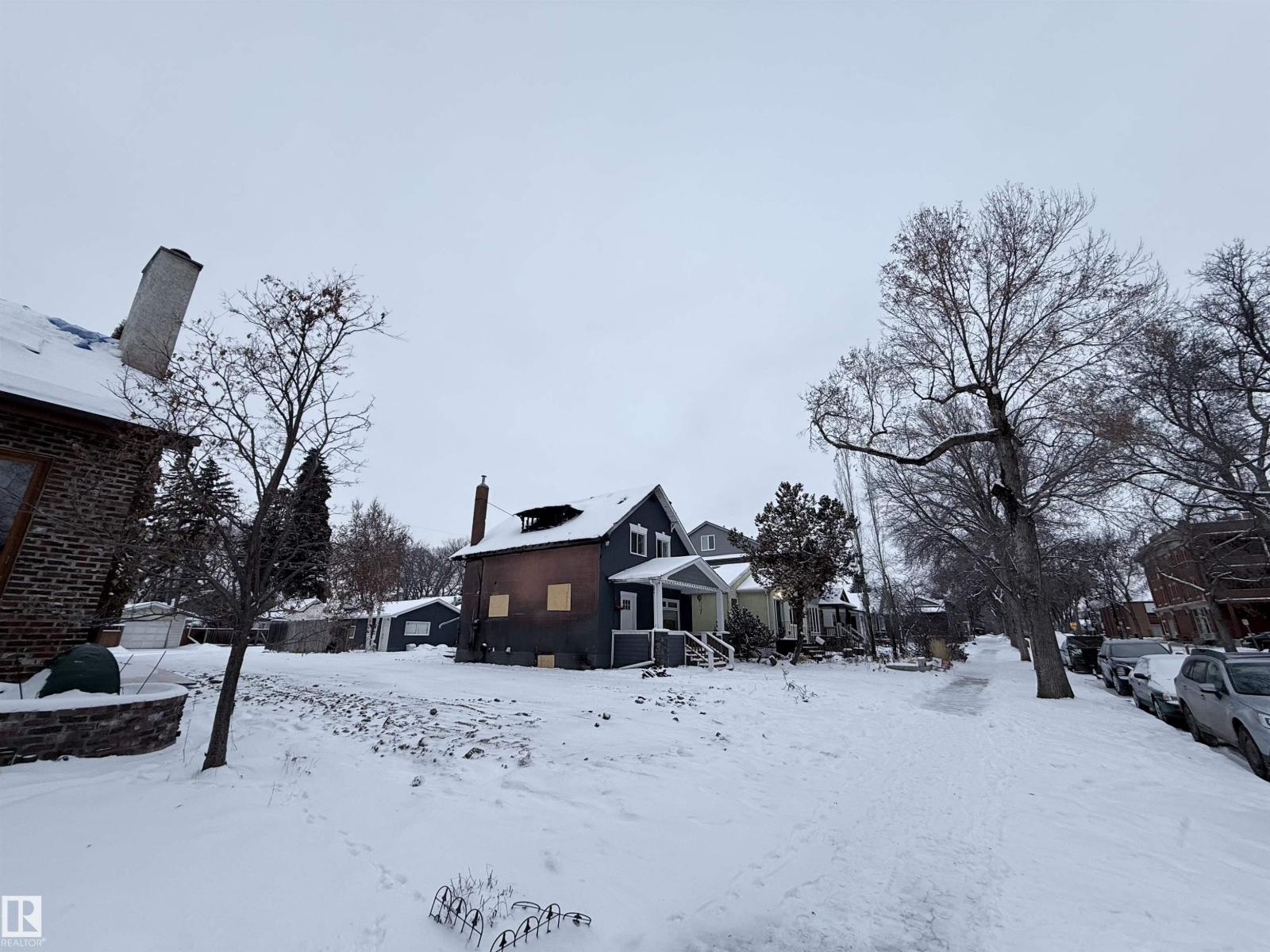 11138 65 ST NW NW, Edmonton