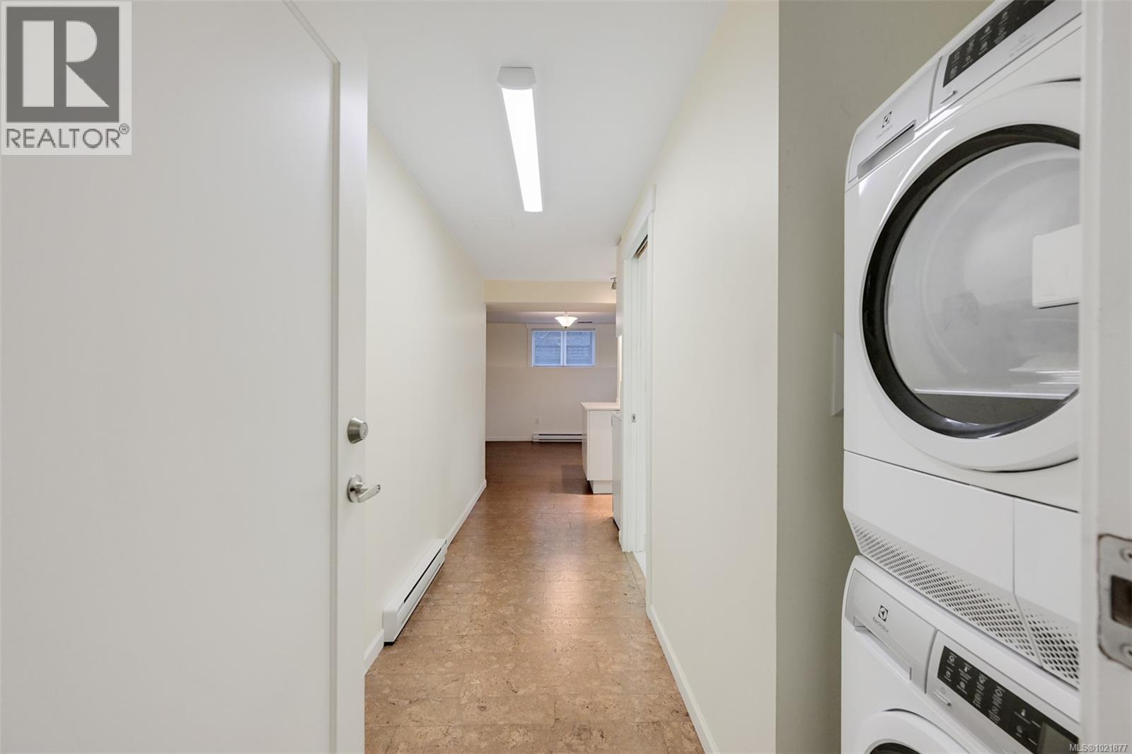 645 Transit Rd, Oak Bay