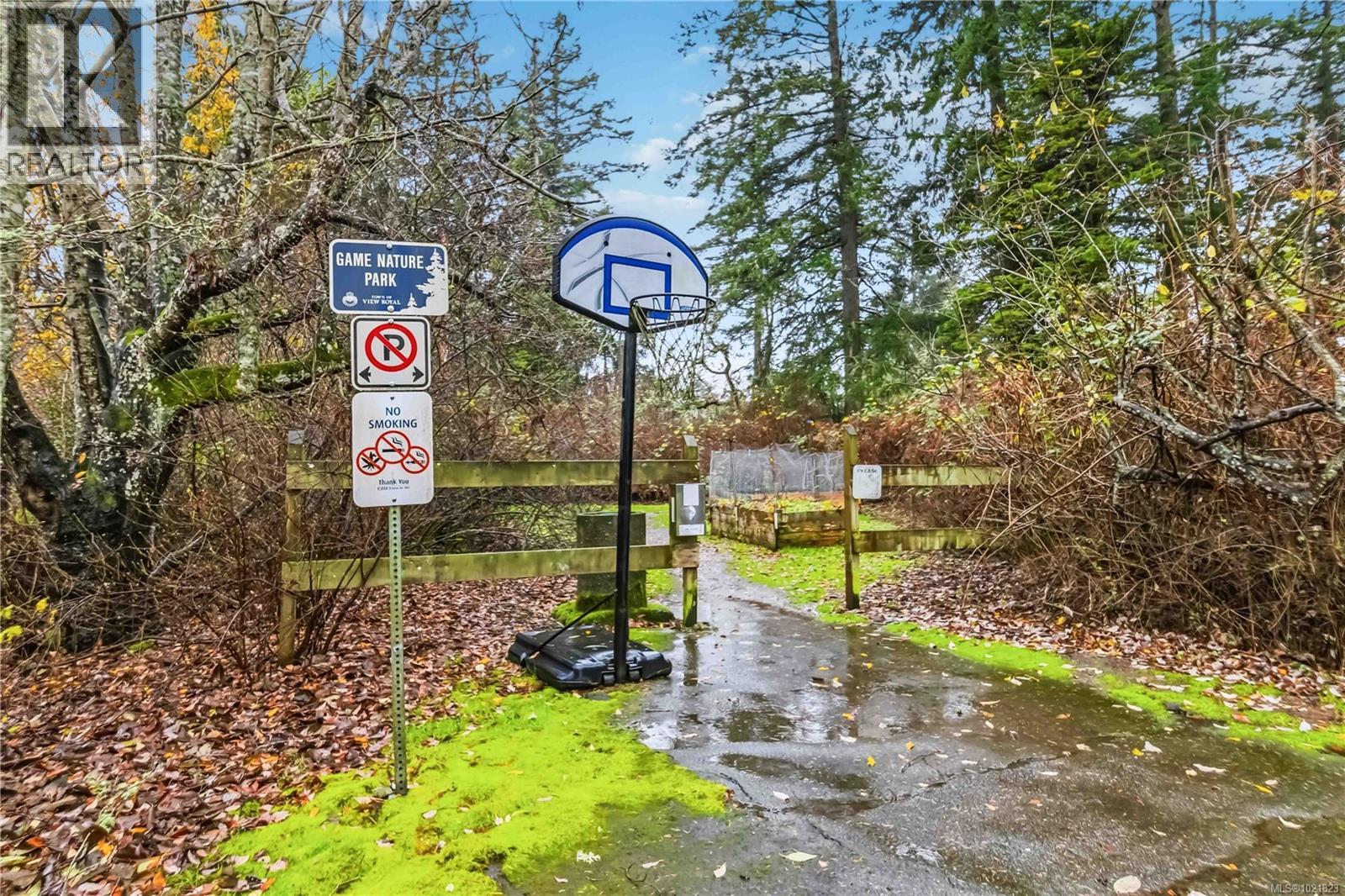 38 14 Erskine Lane, View Royal