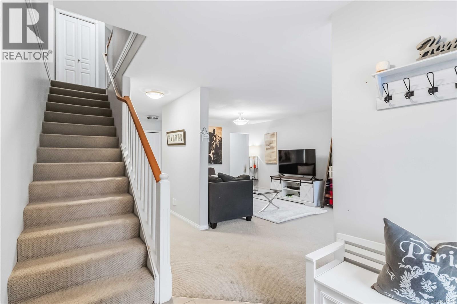 38 14 Erskine Lane, View Royal