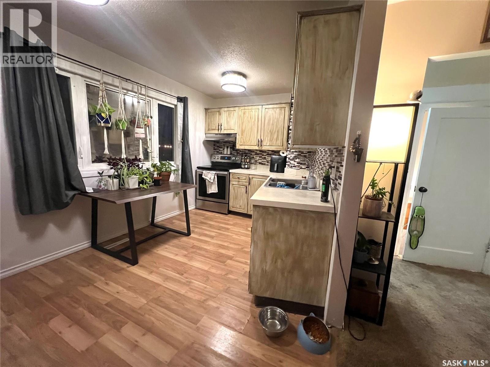 Single Family House for Sale in  TH AVENUE NW Swift Current 