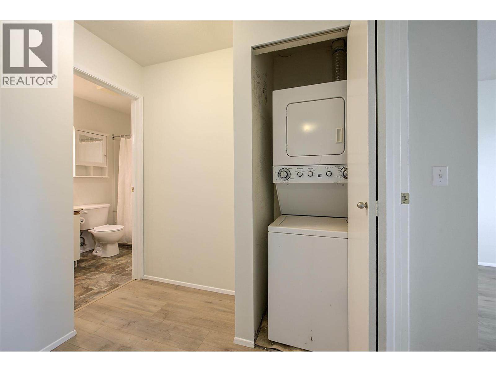 407 3180 De Montreuil Court, Kelowna