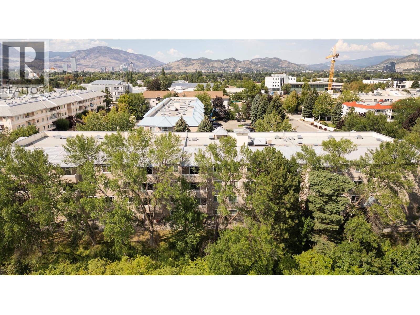 407 3180 De Montreuil Court, Kelowna