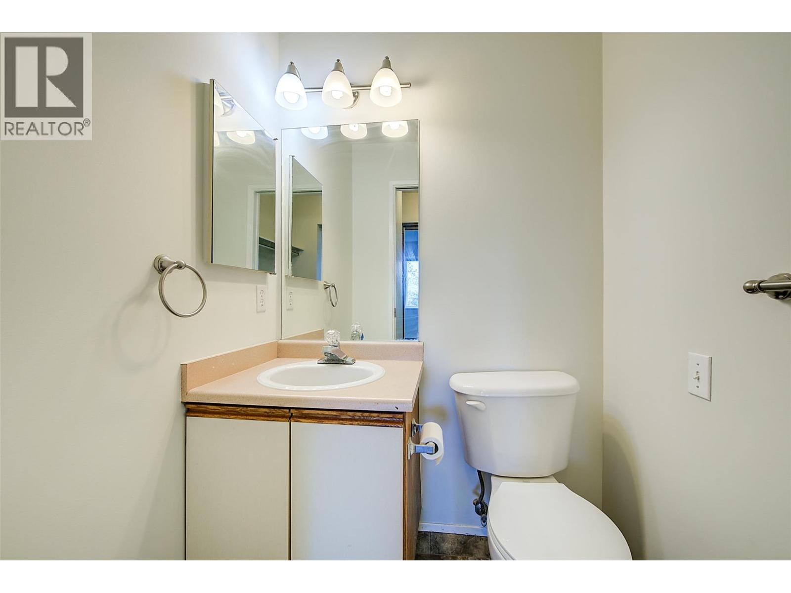 407 3180 De Montreuil Court, Kelowna