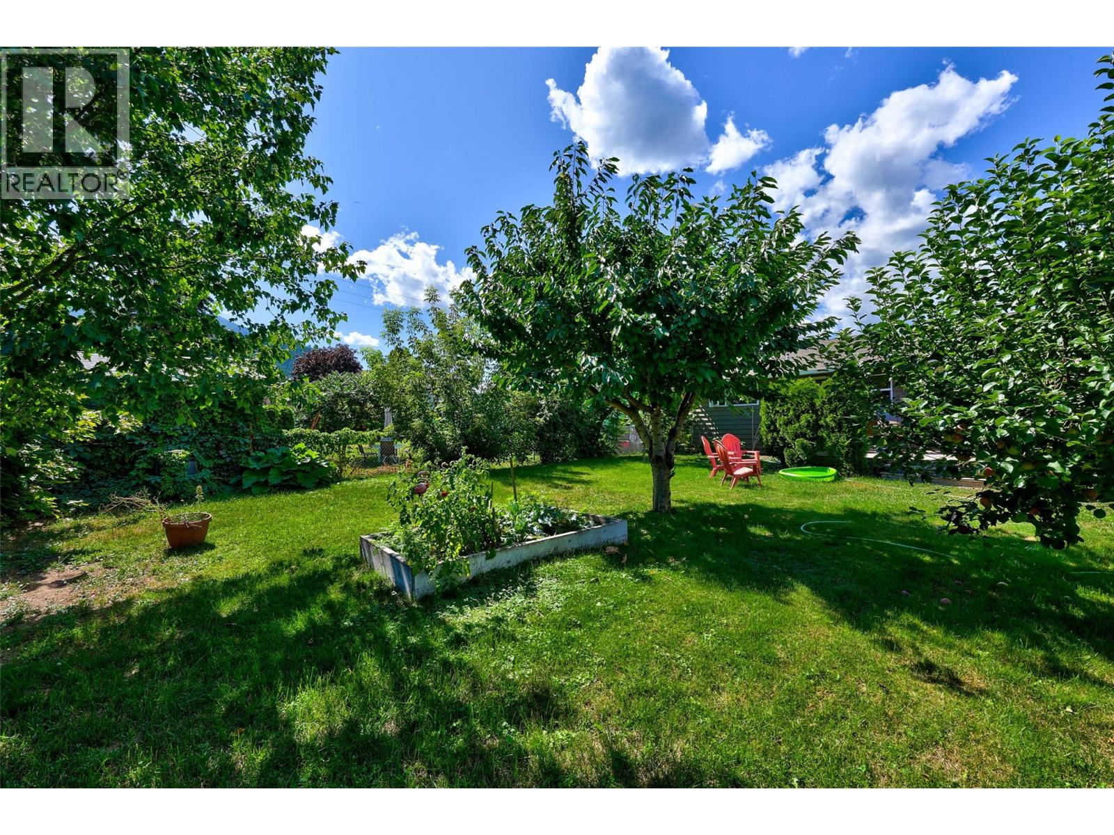 229 Lakeshore Drive, Chase