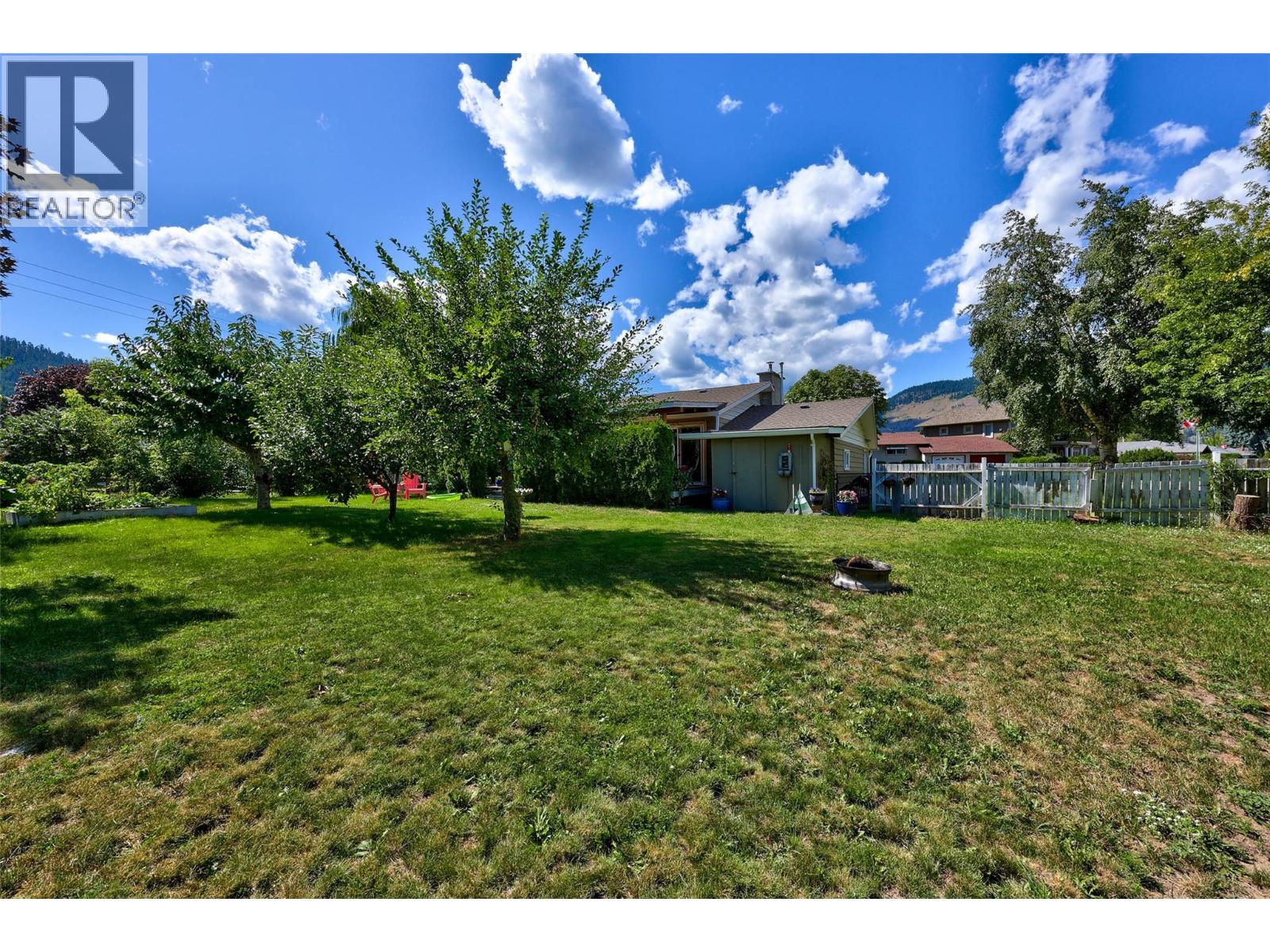 229 Lakeshore Drive, Chase