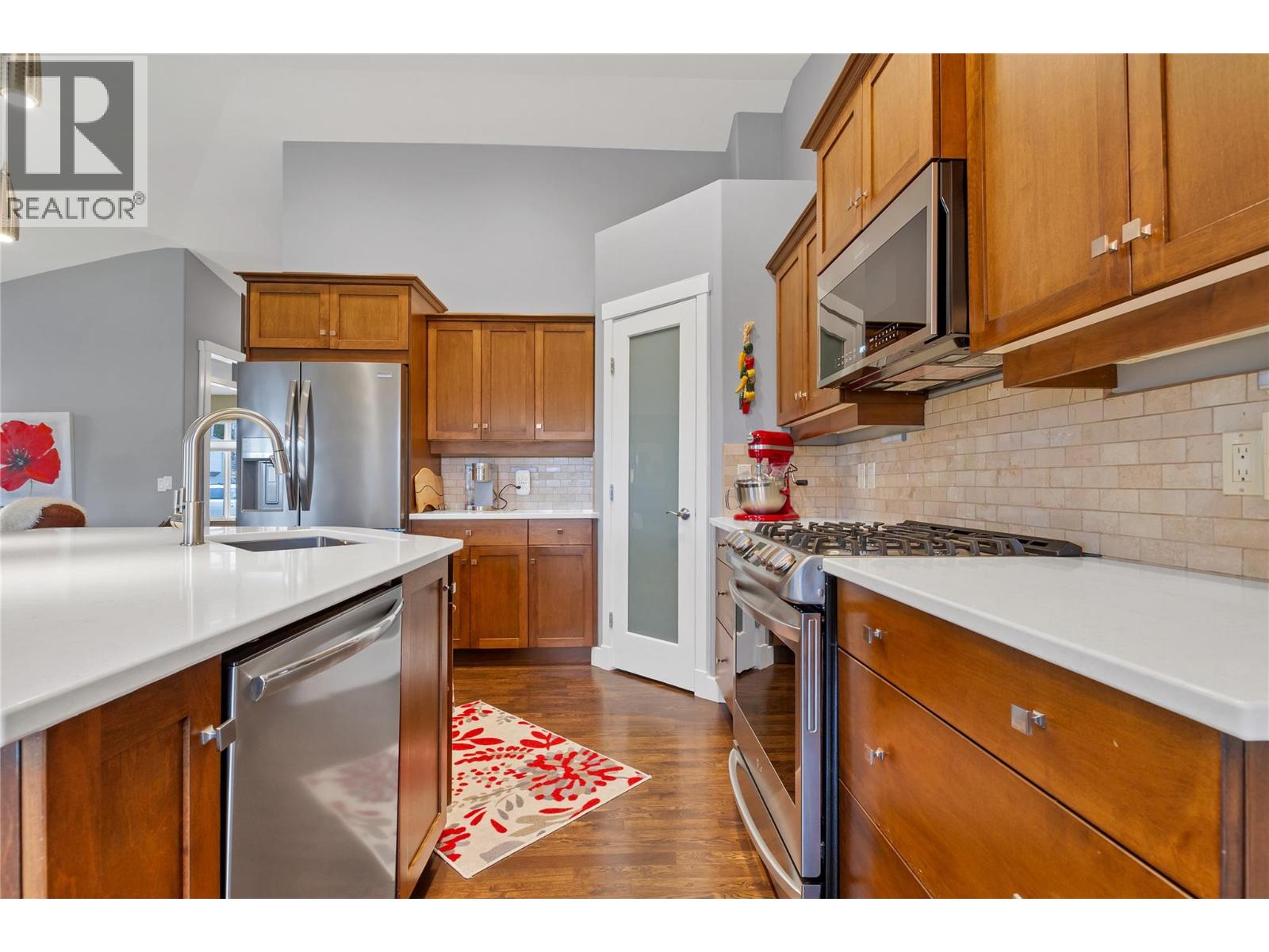  10412 Sherman Drive, Lake Country