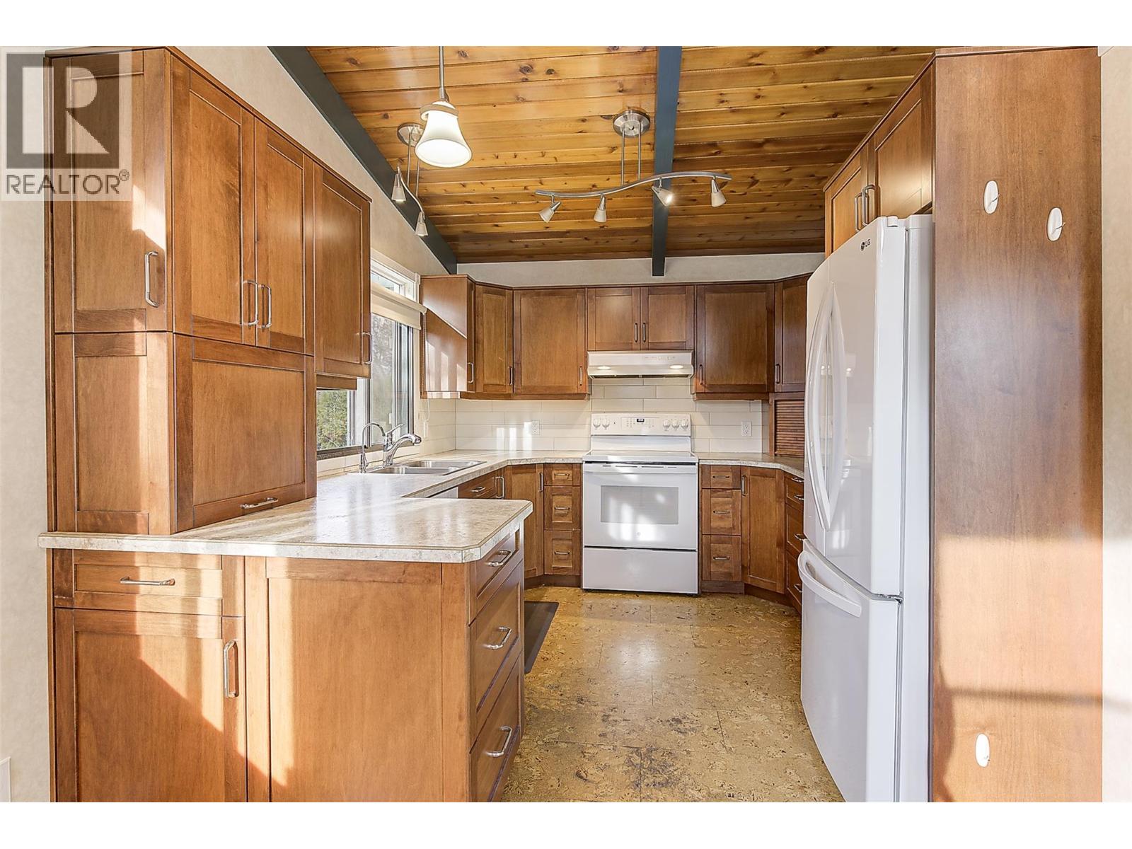  840 Matt Road, Kelowna