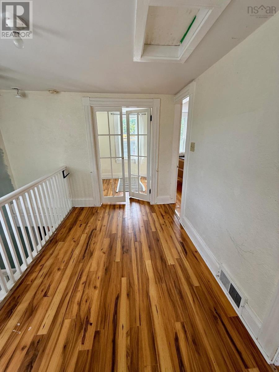 Property 20 of 34 of 11798 Highway 8