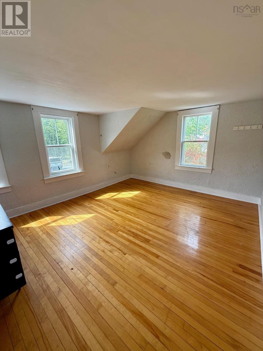 Property 24 of 34 of 11798 Highway 8