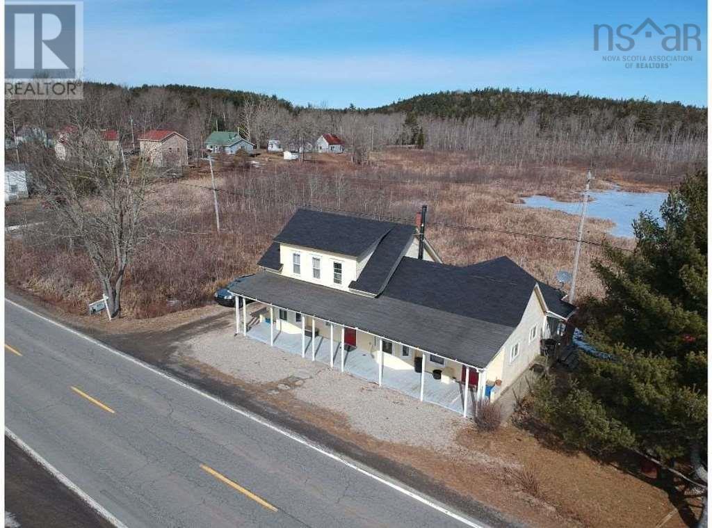 Property 32 of 34 of 11798 Highway 8