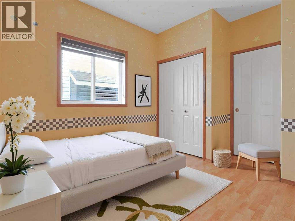 Single Family House Bi-level for Sale in  Saddlecreek Way NE Saddle Ridge Calgary 