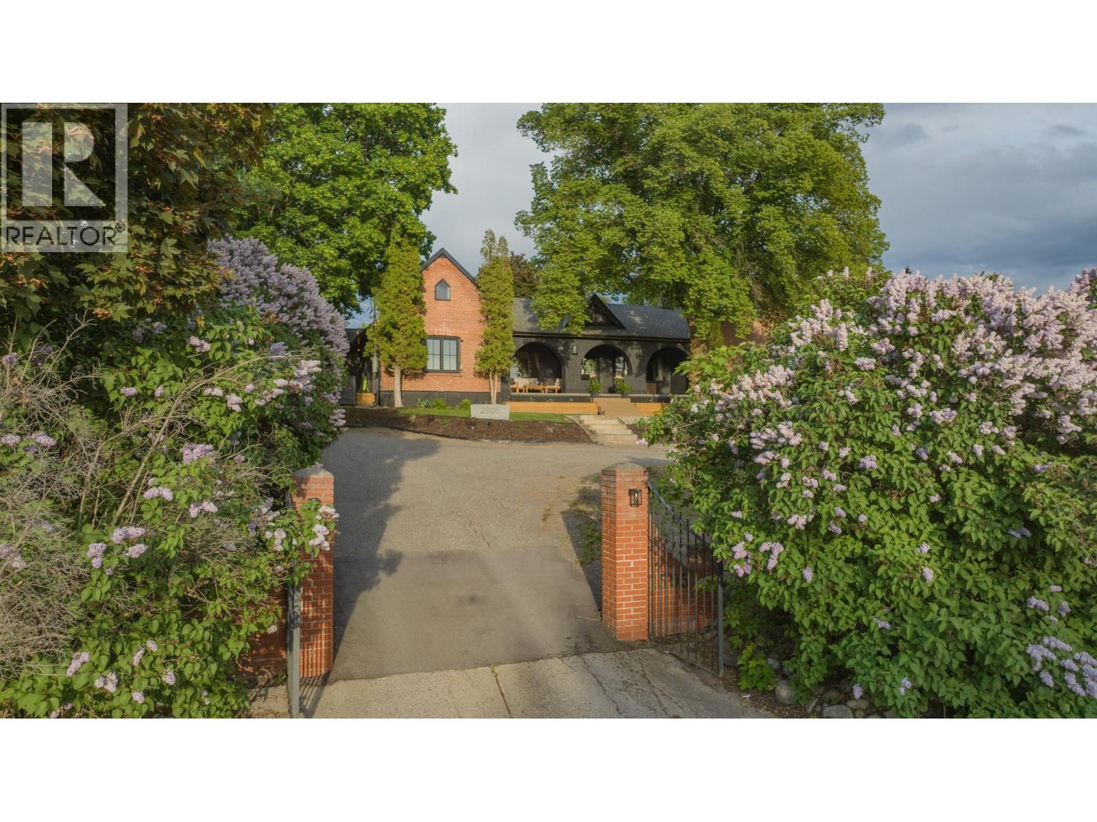  2505 23 Street, Vernon