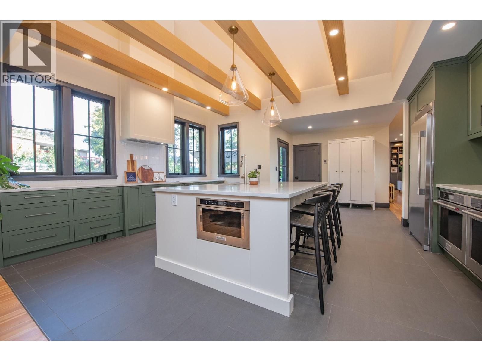  2505 23 Street, Vernon