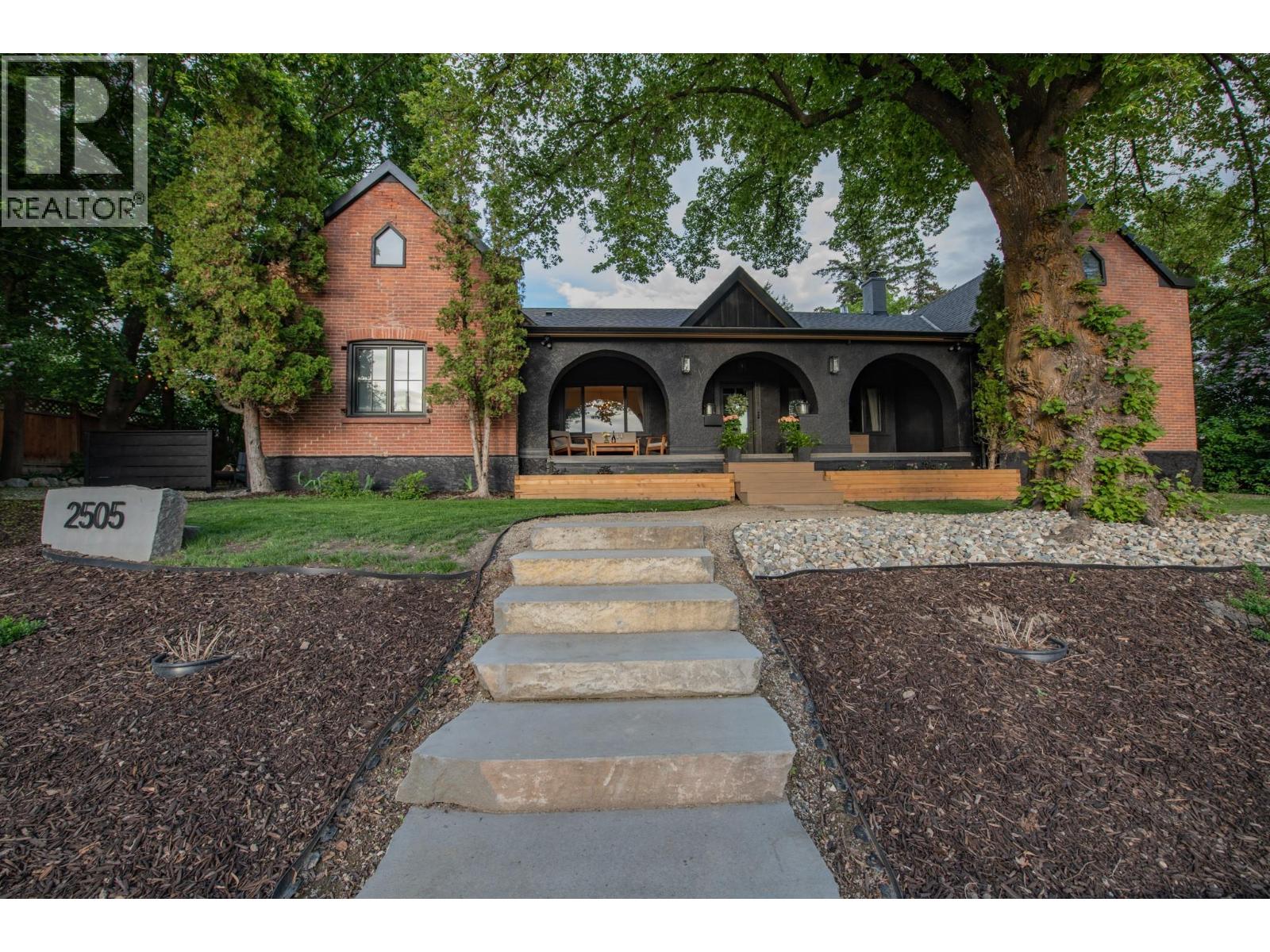  2505 23 Street, Vernon