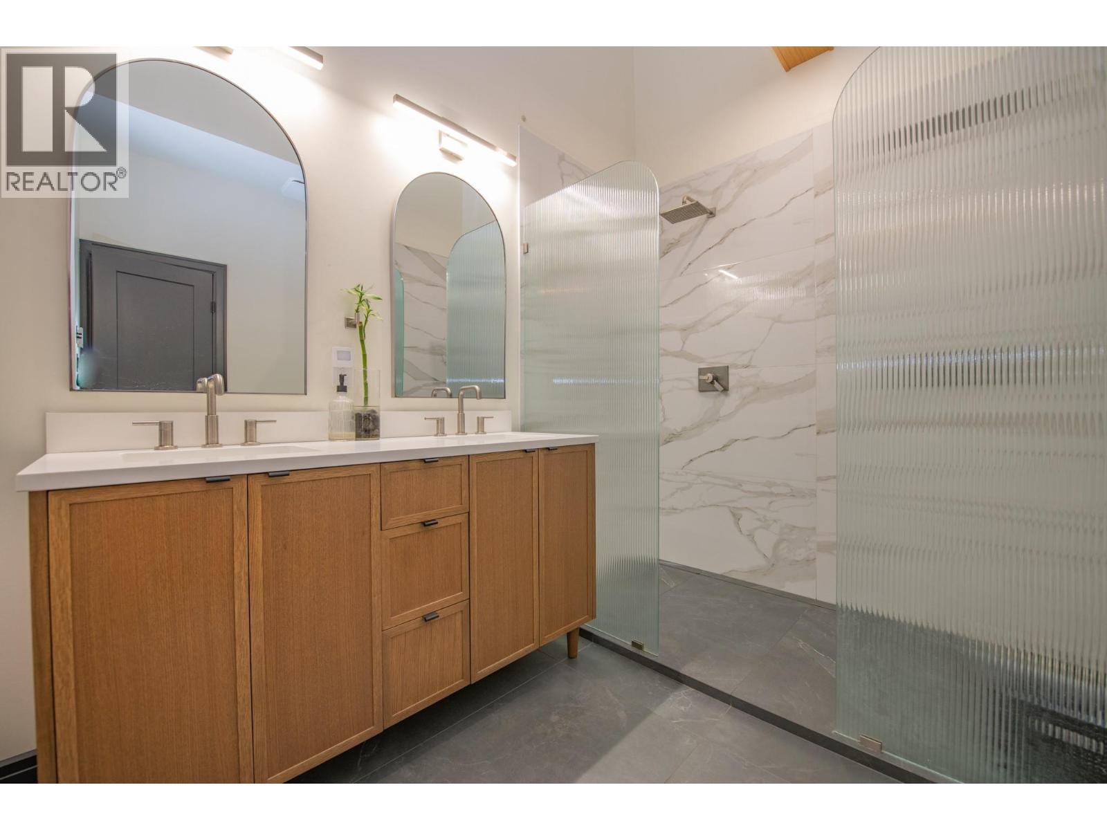  2505 23 Street, Vernon