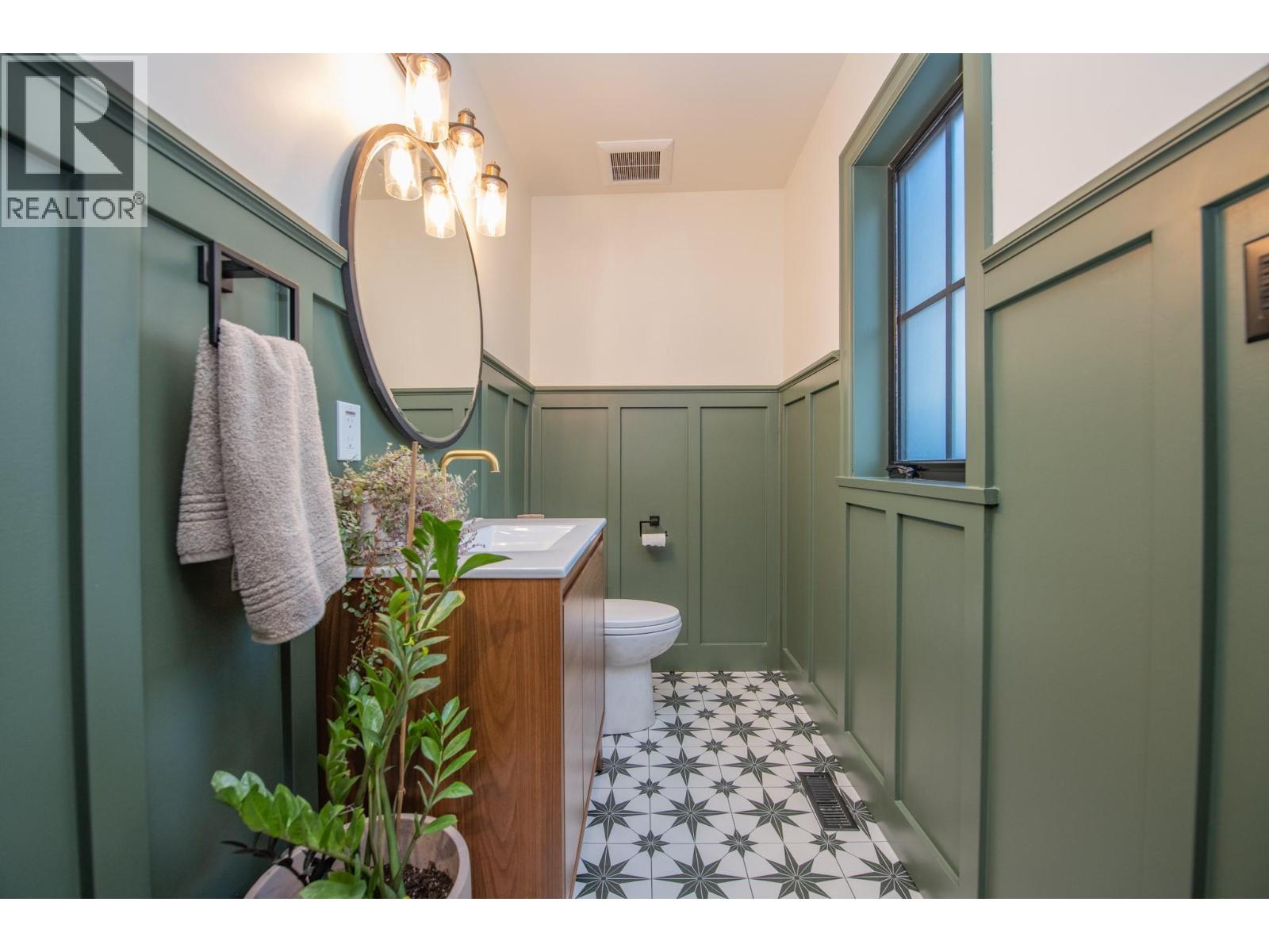  2505 23 Street, Vernon