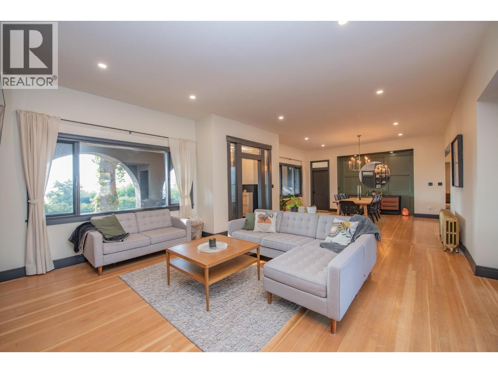  2505 23 Street, Vernon