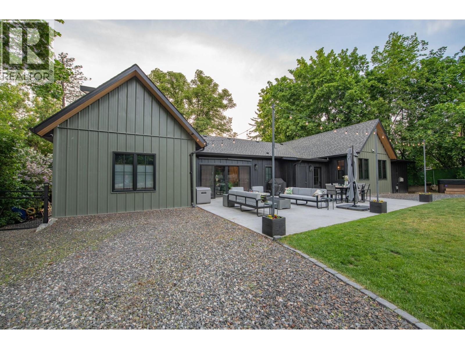  2505 23 Street, Vernon